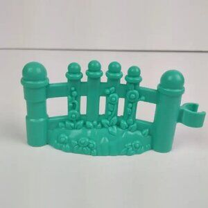 FISHER PRICE Little People Playtime Pals Sweet Sounds Home One Fence Piece